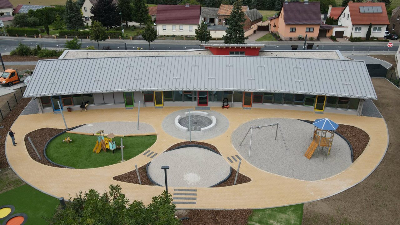 Kita Kolochau 15